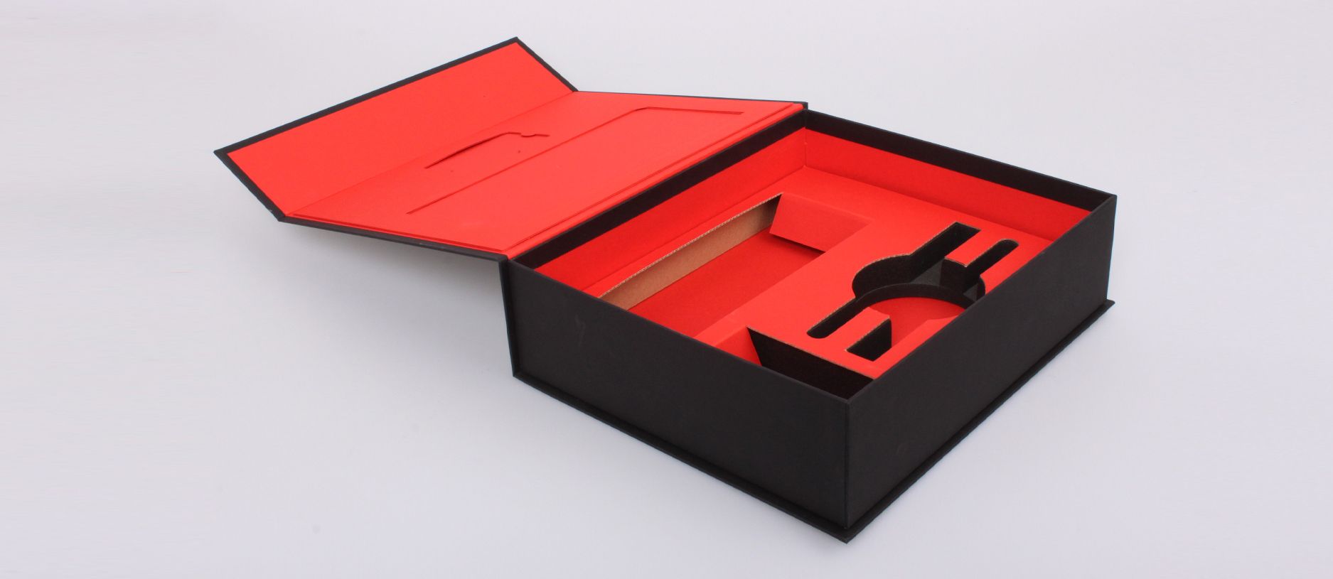Коробка с ложементом из ЭВА, МГК, дизайнерская бумага ТР_204246L