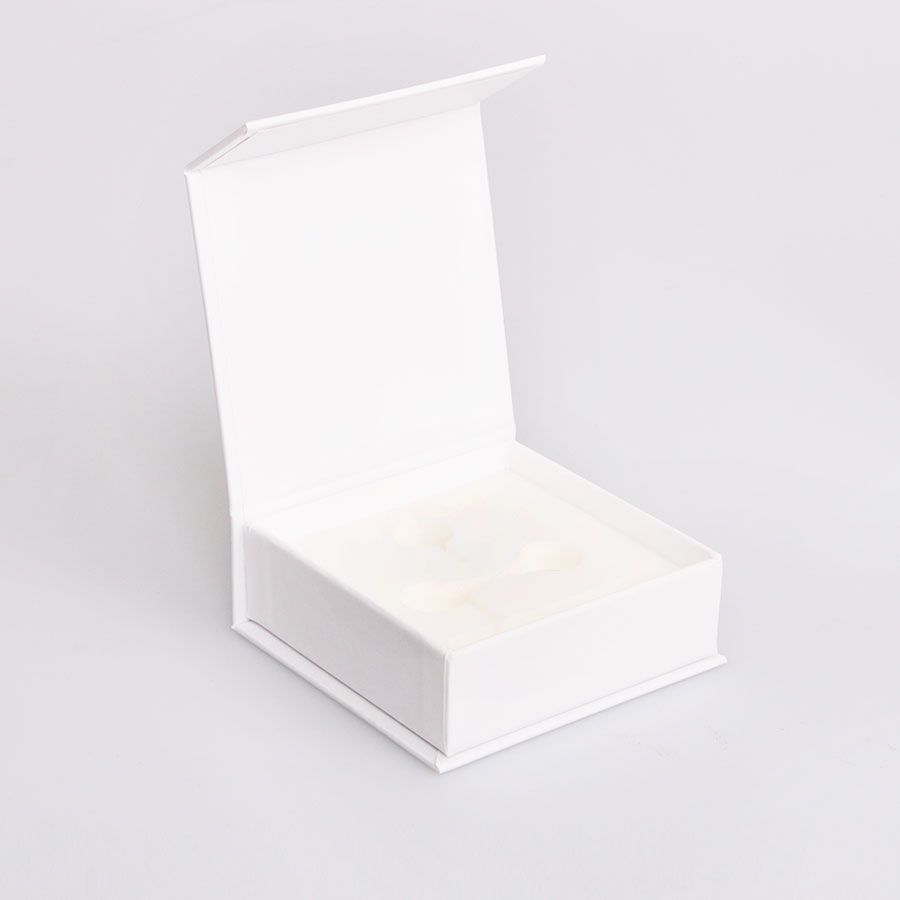 Коробка-шкатулка на магнитах с ложементом заказ TP_205180_L 